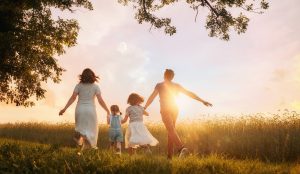 Happy,Family,On,Summer,Walk!,Mother,,Father,And,Daughters,Walking